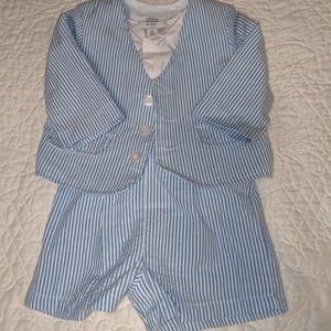 Crown and Ivy 3 piece seersucker suit